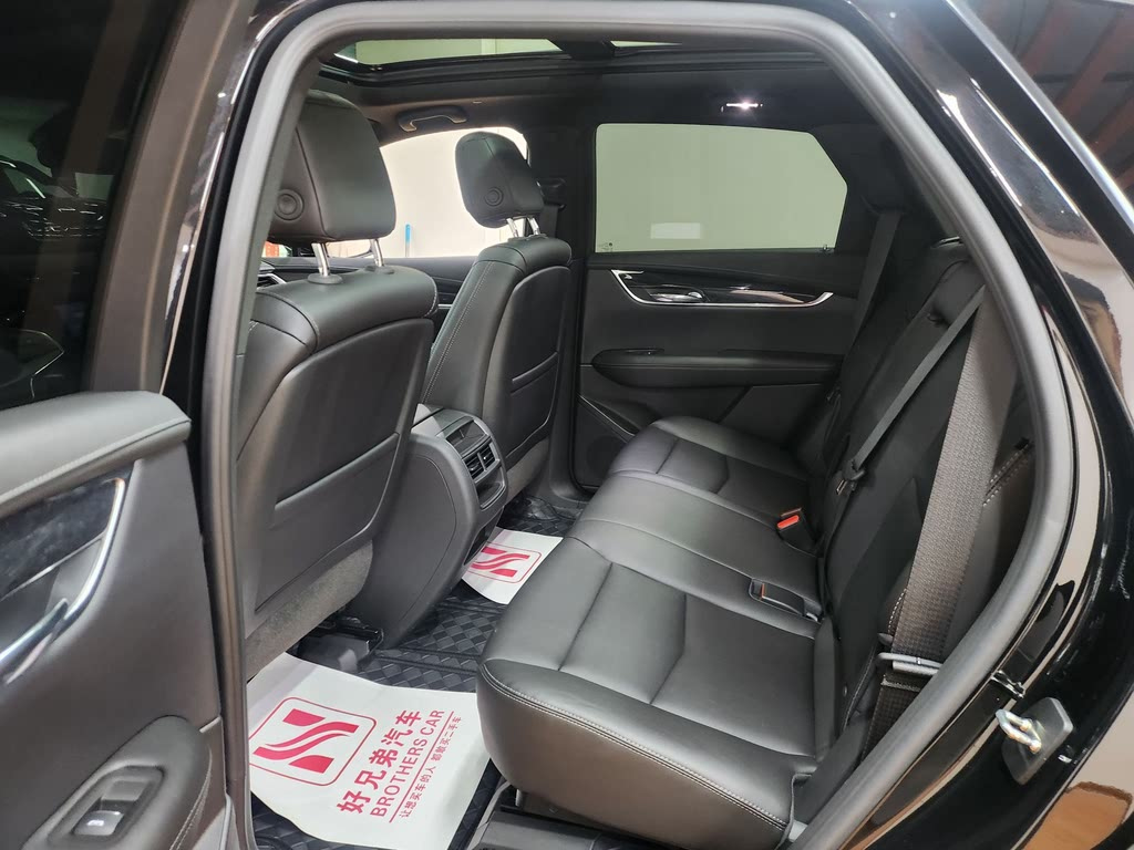 CADILLAC XT5 2023