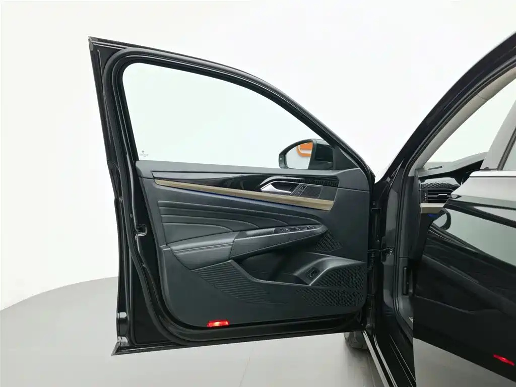 VOLKSWAGEN PASSAT 2021