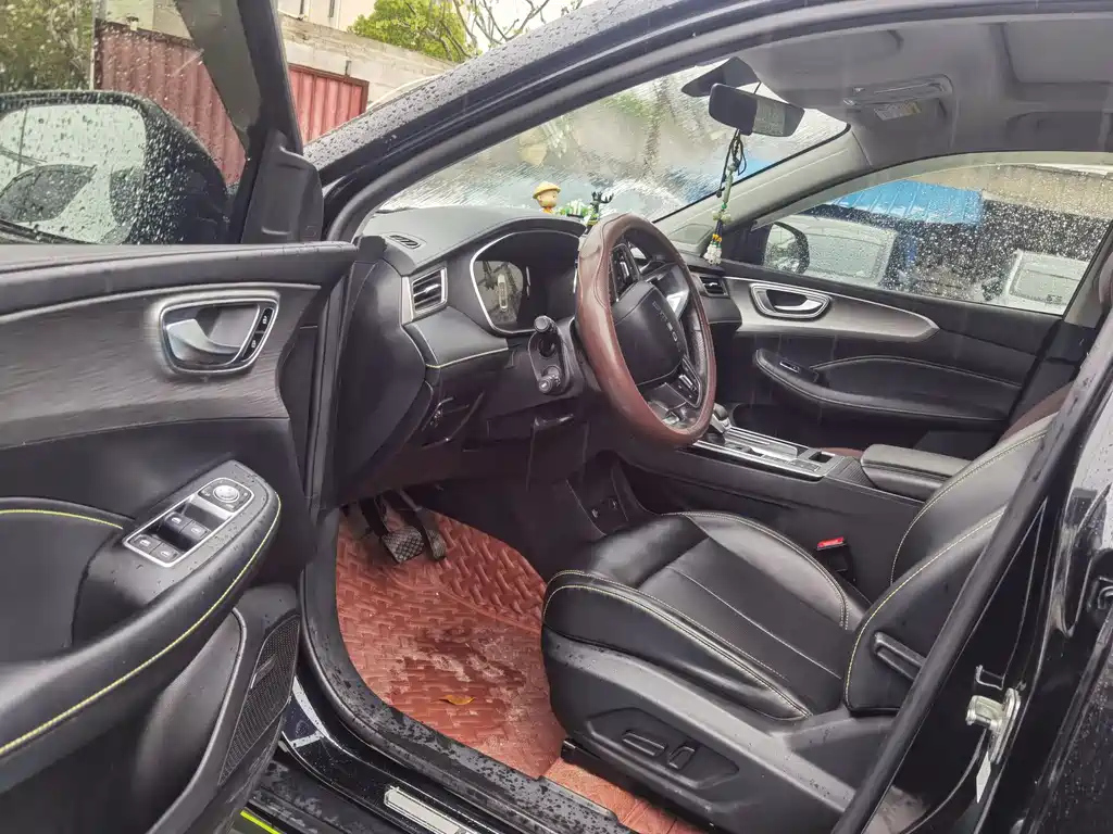 ROEWE RX5 NEW ENERGY 2021