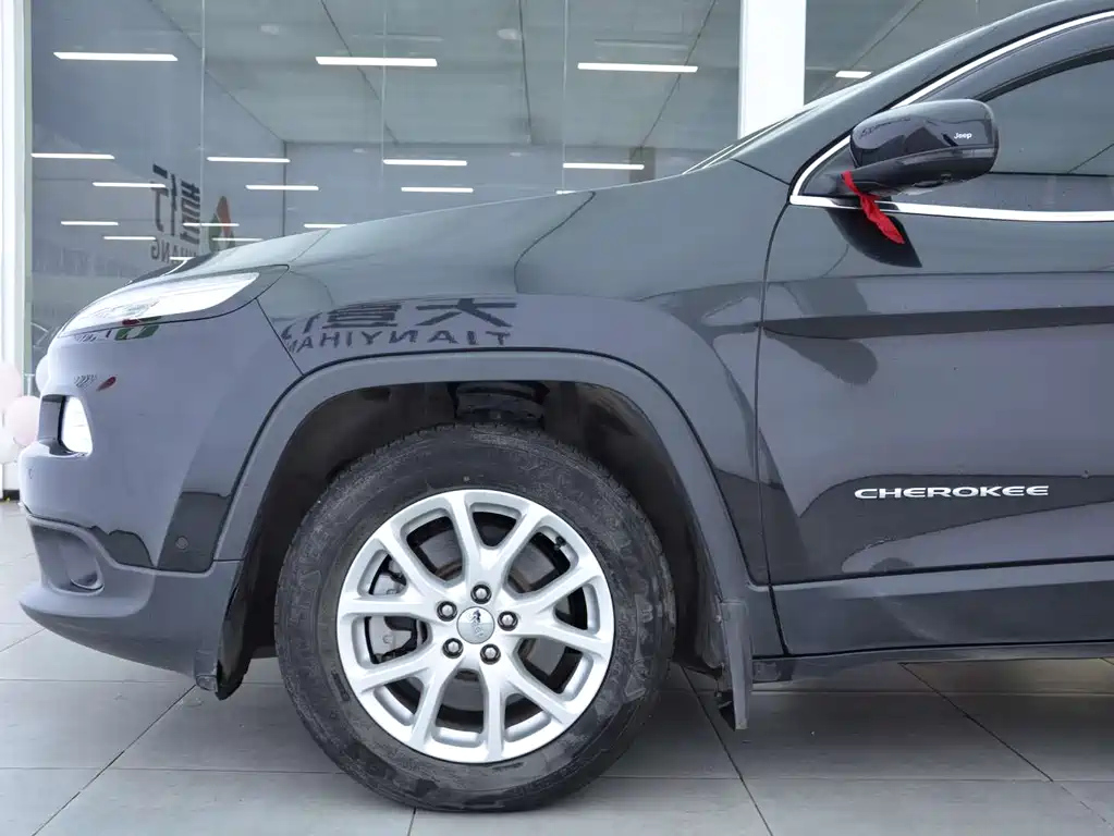JEEP CHEROKEE 2017
