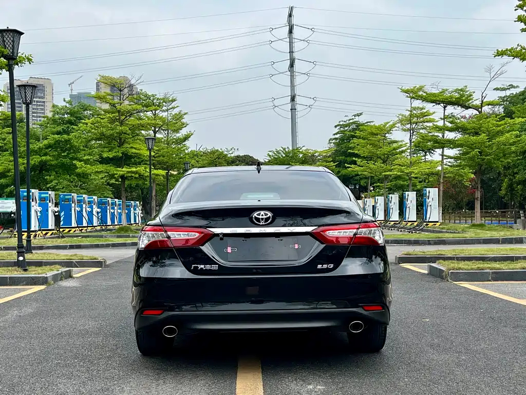 TOYOTA CAMRY 2022