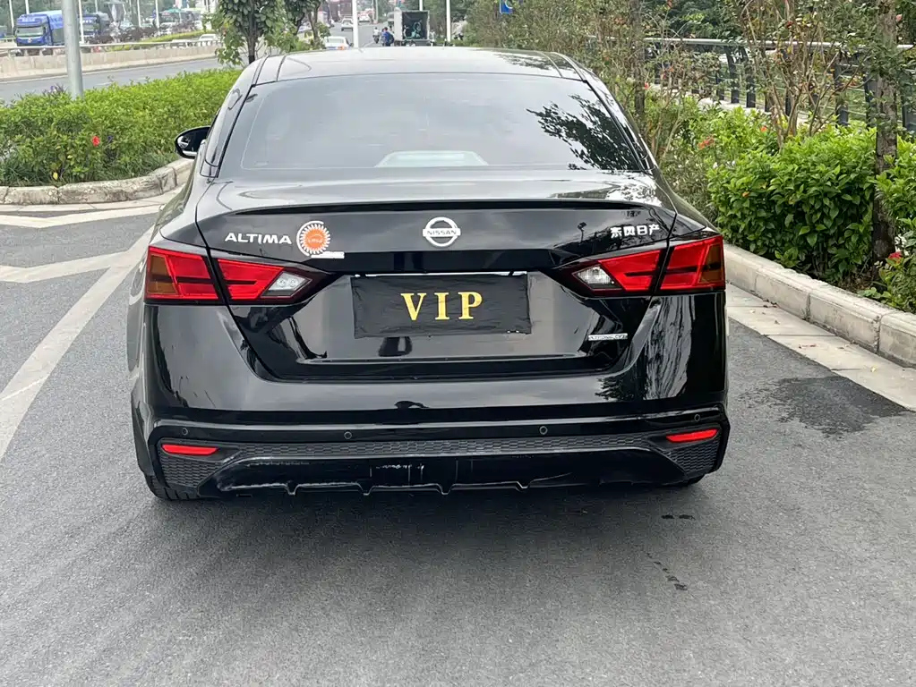 NISSAN TEANA 2021