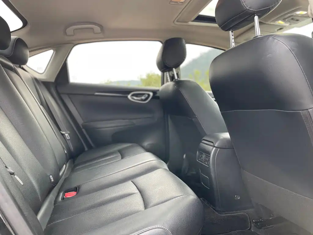 NISSAN SYLPHY 2022