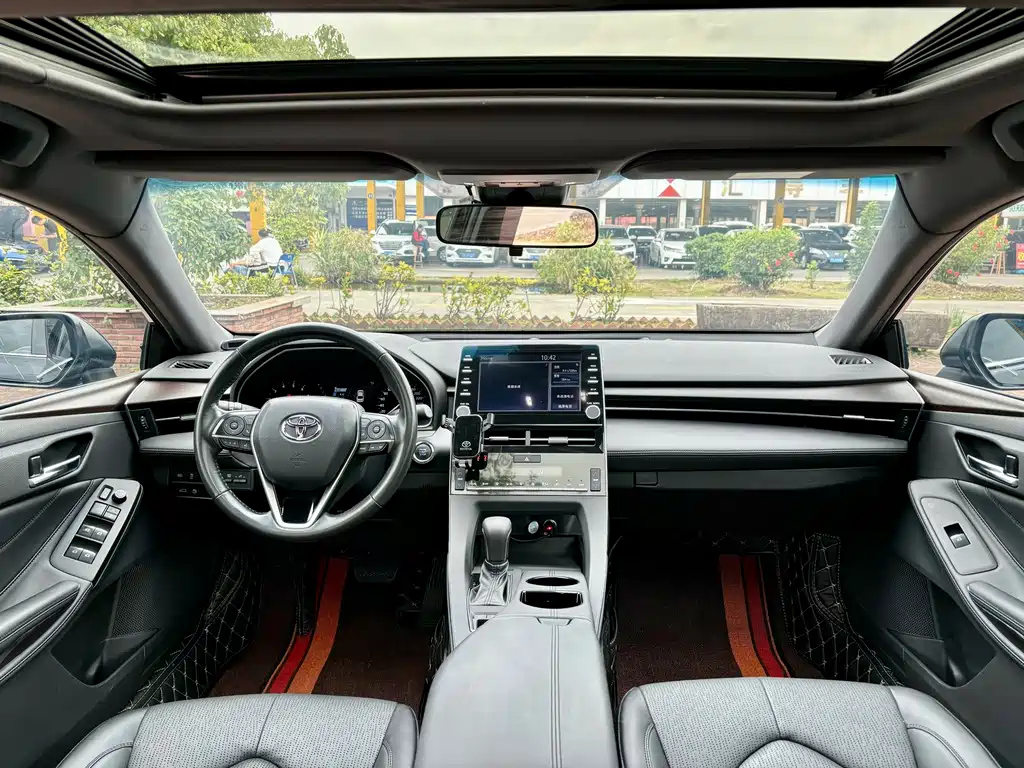 TOYOTA AVALON 2021