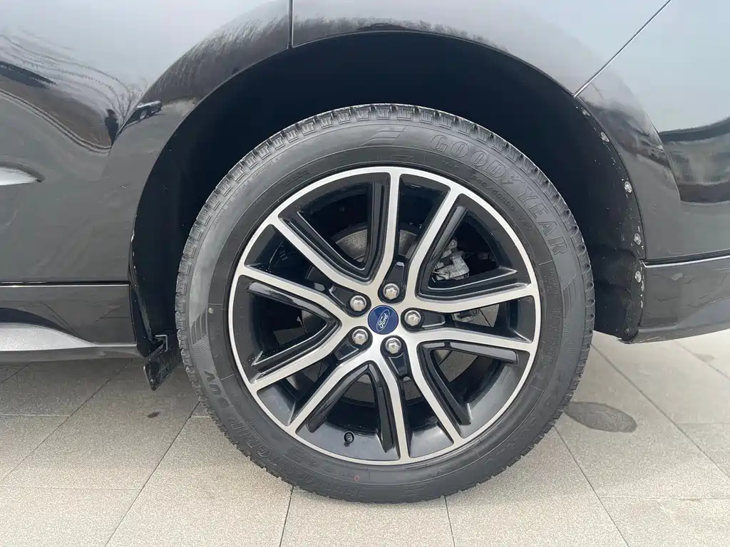FORD EDGE 2020