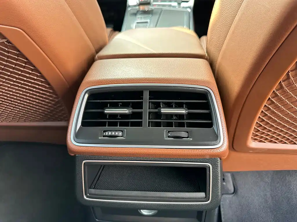 AUDI A6L 2021
