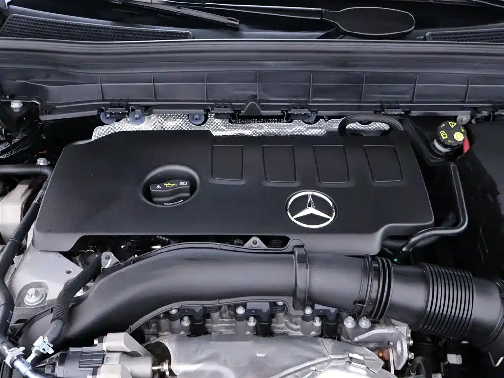 MERCEDES BENZ GLB 2023