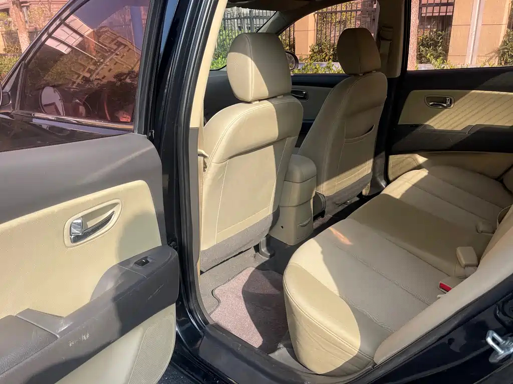 HYUNDAI CELESTA 2009