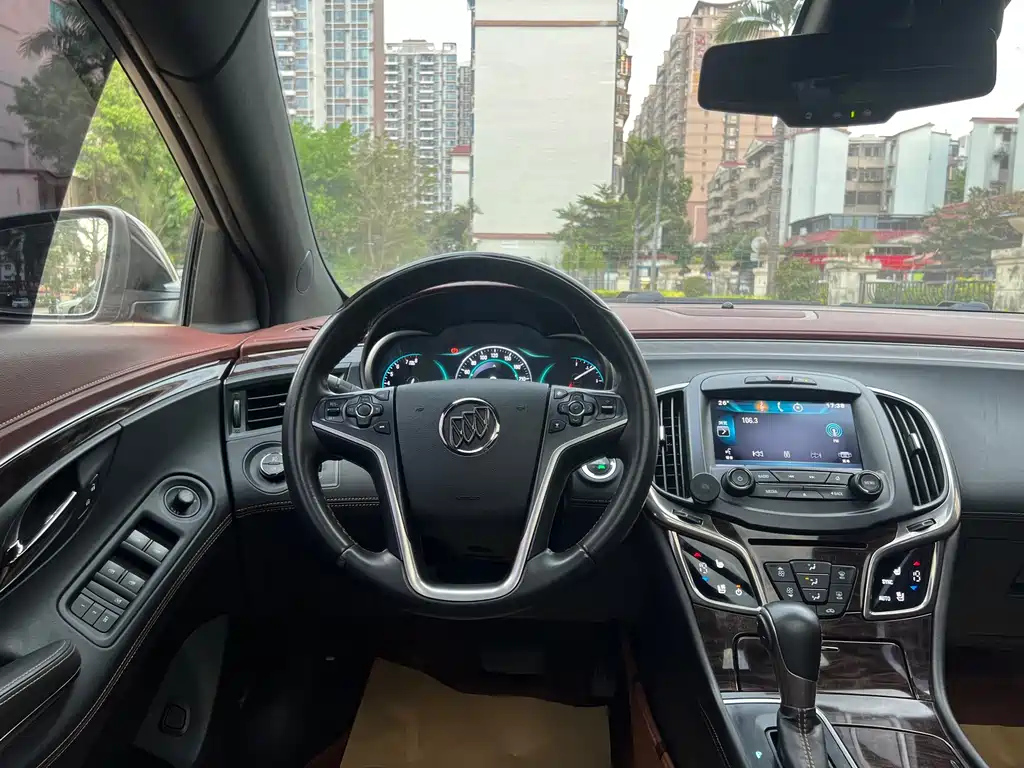 BUICK LACROSSE 2015