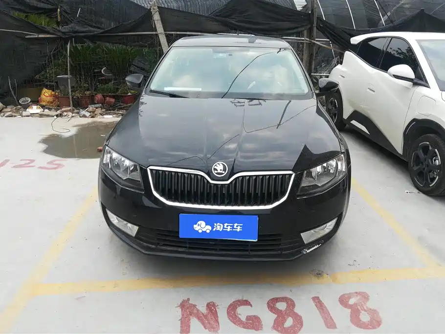 SKODA OCTAVIA 2015