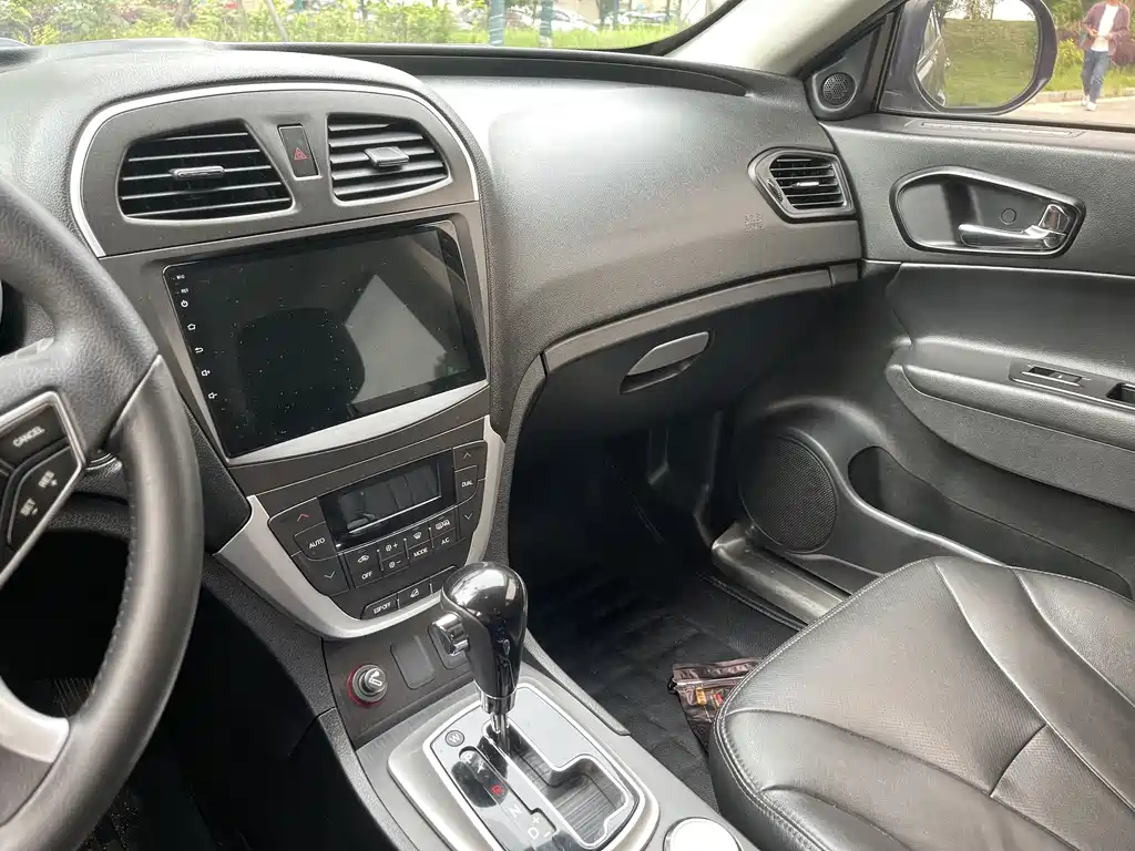 TRUMPCHI GS5 2015