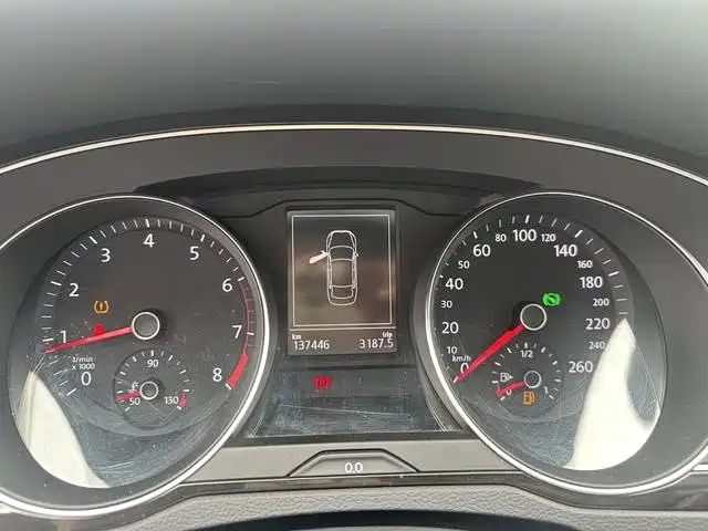 VOLKSWAGEN MAGOTAN 2017
