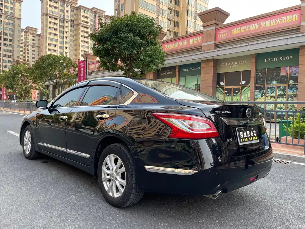 NISSAN TEANA 2014
