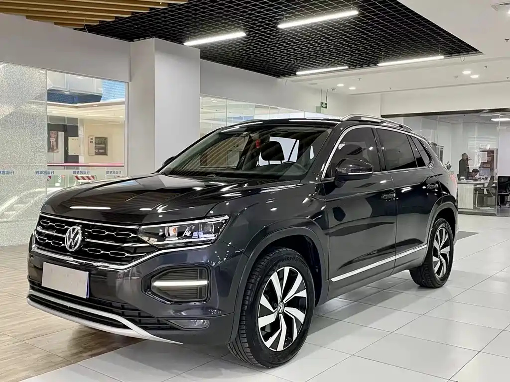 VOLKSWAGEN TAYRON 2019