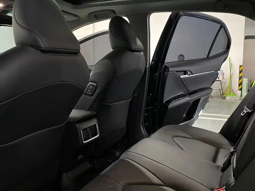 TOYOTA CAMRY 2023