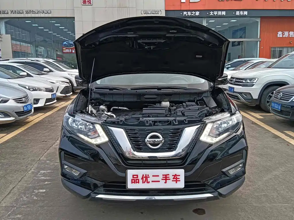 NISSAN X-TRAIL 2019
