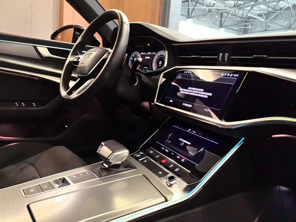 AUDI A6L 2021