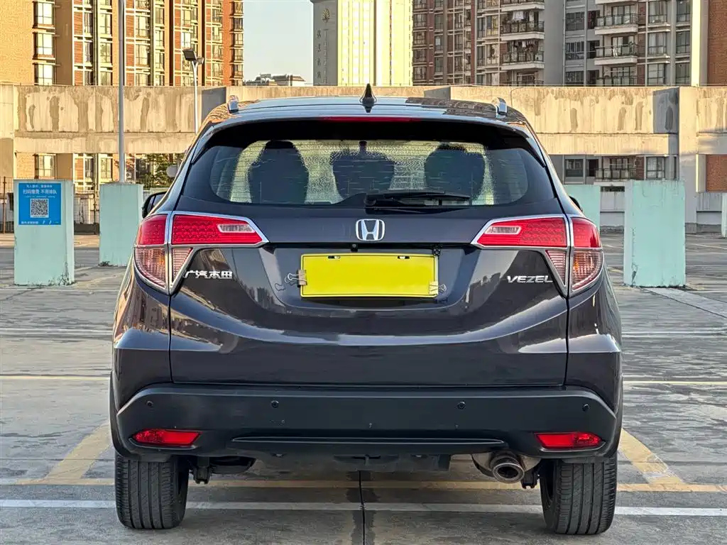 HONDA VEZEL 2016