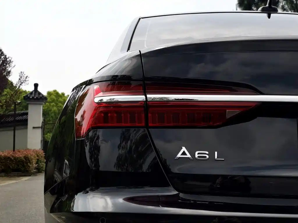 AUDI A6L 2020