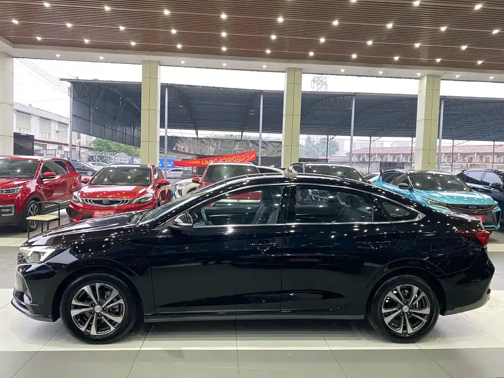 CHANGAN UNI-V 2023