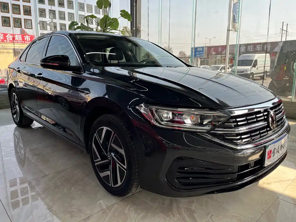 VOLKSWAGEN SAGITAR 2024