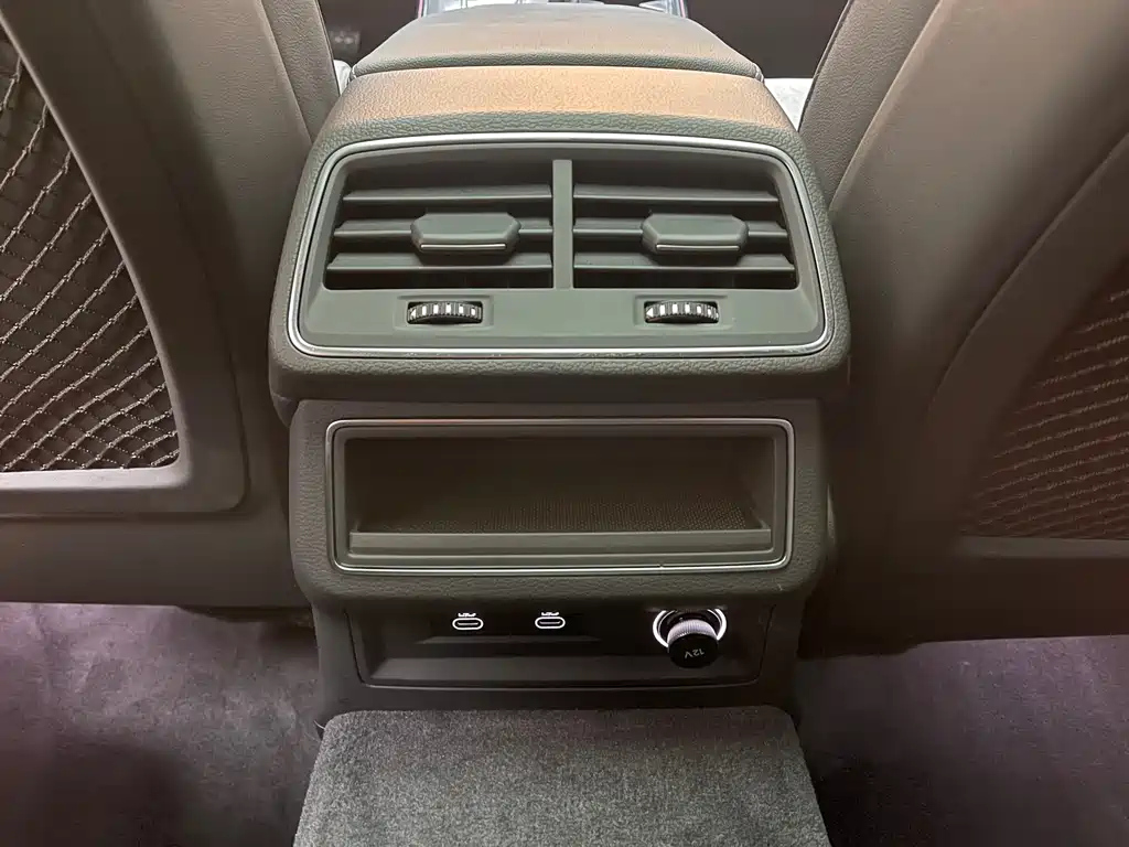 AUDI A6L 2024