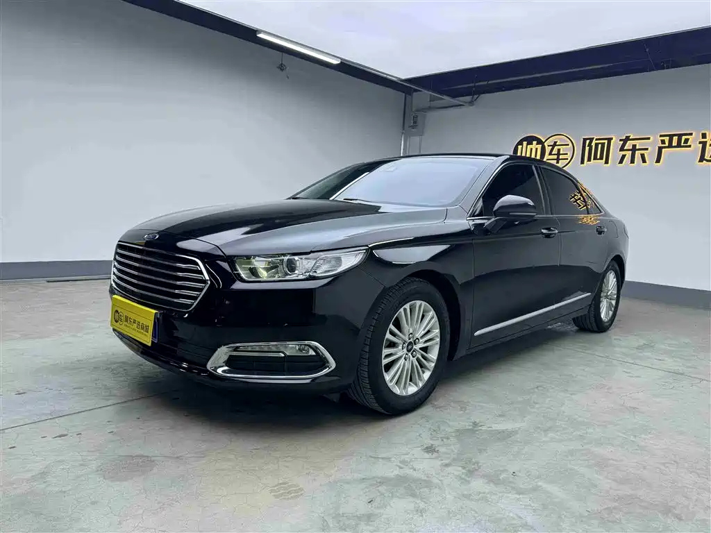FORD TAURUS 2015