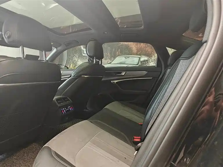 AUDI A6L 2021