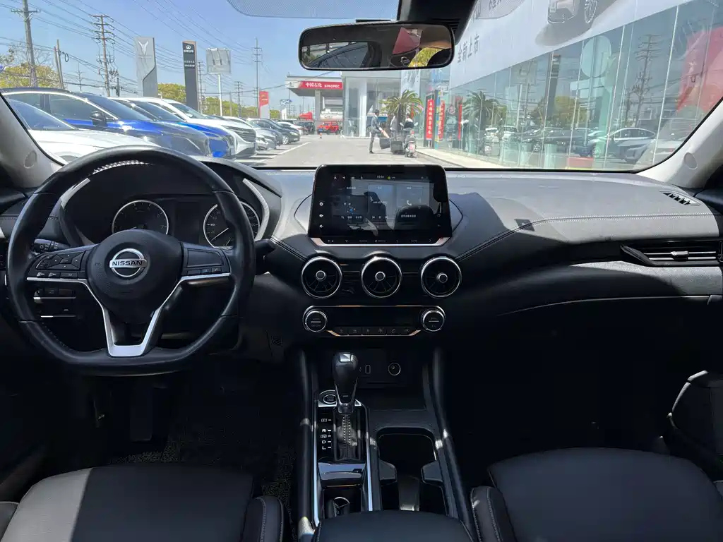 NISSAN SYLPHY 2020