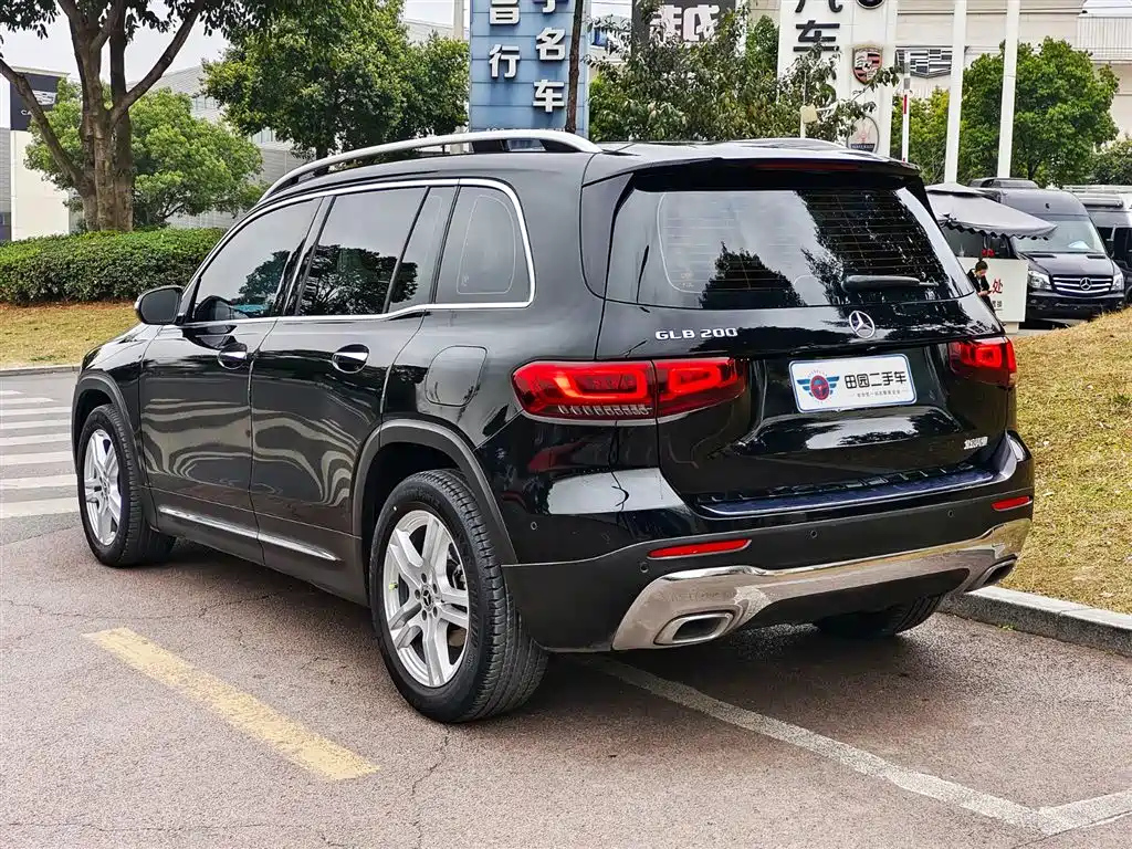 MERCEDES BENZ GLB 2020