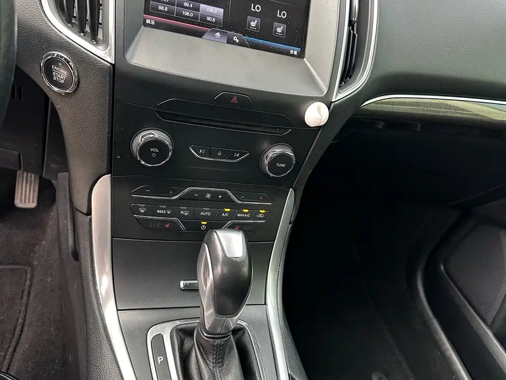 FORD EDGE 2016