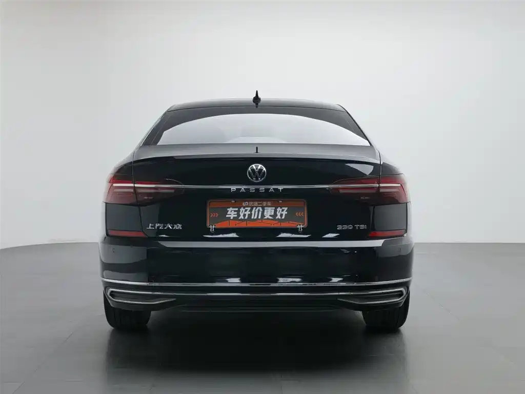 VOLKSWAGEN PASSAT 2021