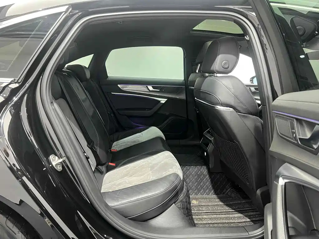AUDI A6L 2021