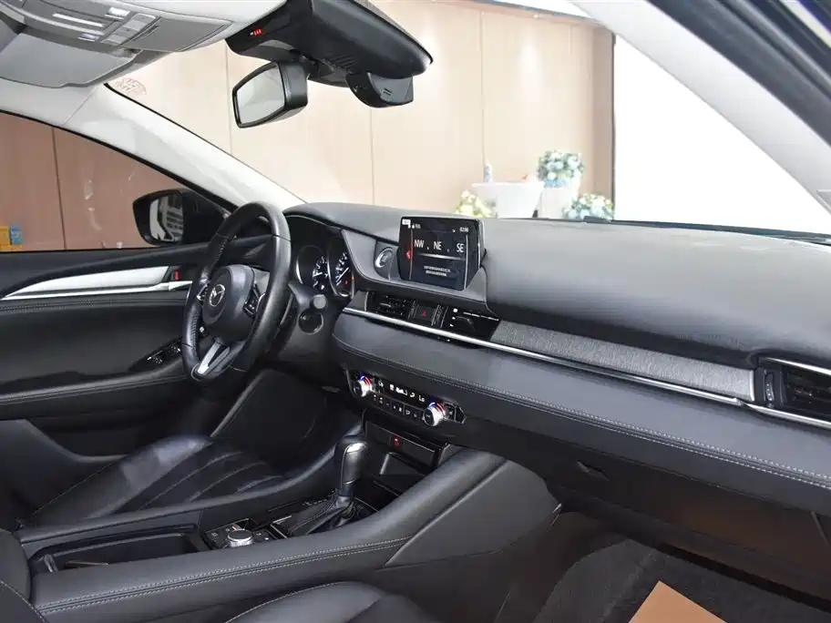 MAZDA ATENZA 2021