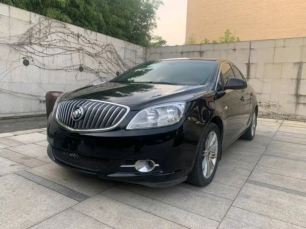 BUICK EXCELLE 2011