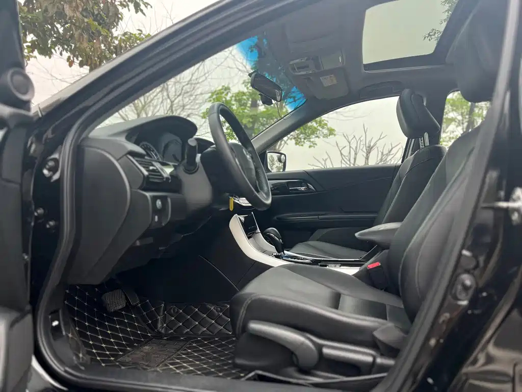 HONDA ACCORD 2018