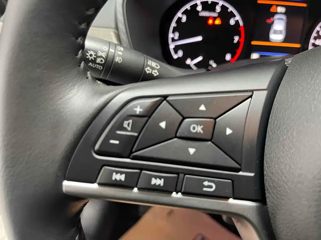 NISSAN TEANA 2021