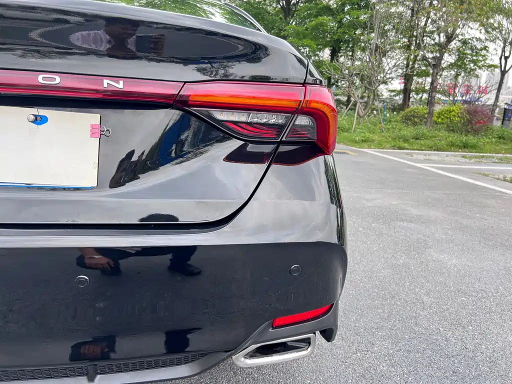 TOYOTA AVALON 2020