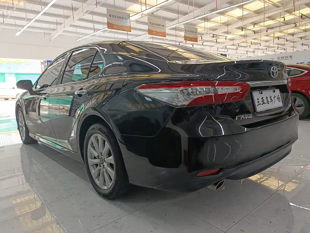 TOYOTA CAMRY 2020