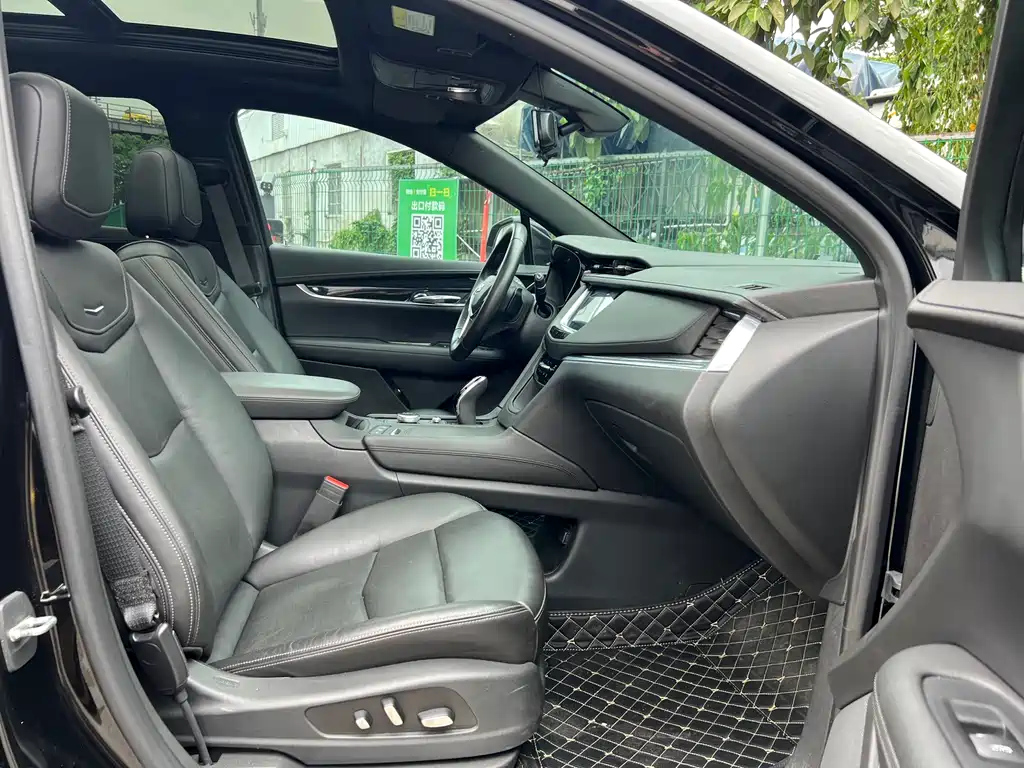 CADILLAC XT5 2020