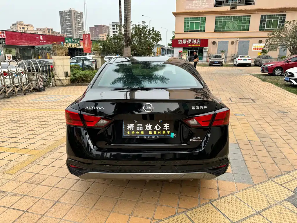 NISSAN TEANA 2022