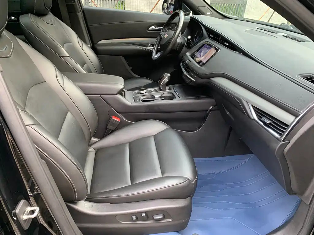CADILLAC XT4 2019