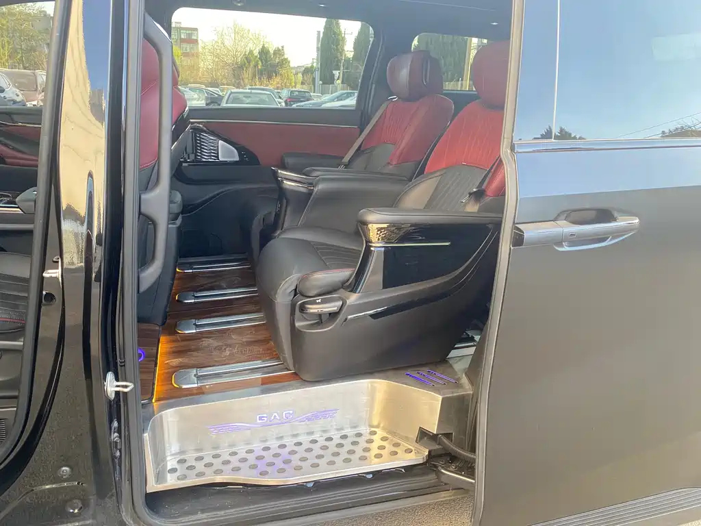 TRUMPCHI M8 2023