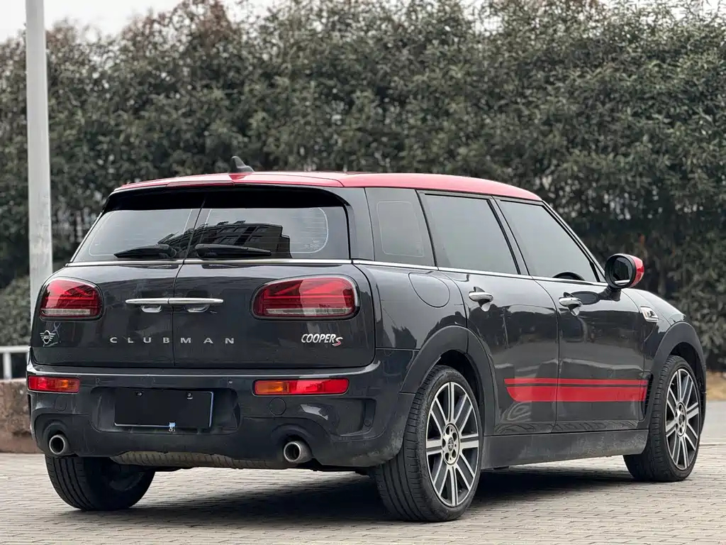 MINI CLUBMAN 2021