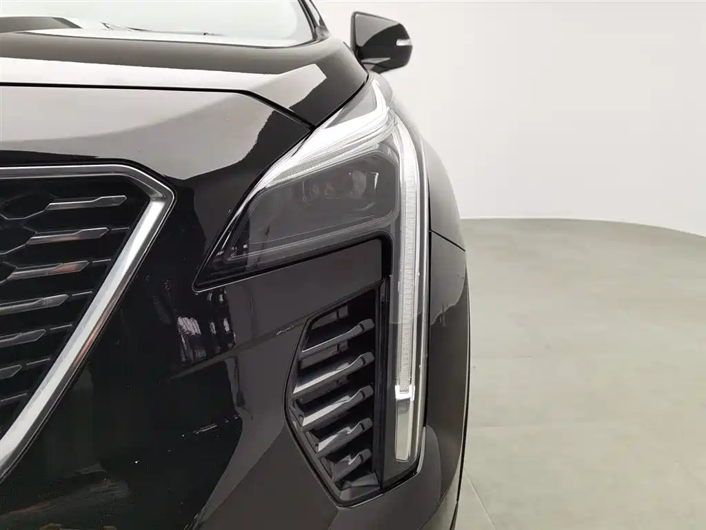 CADILLAC XT4 2021