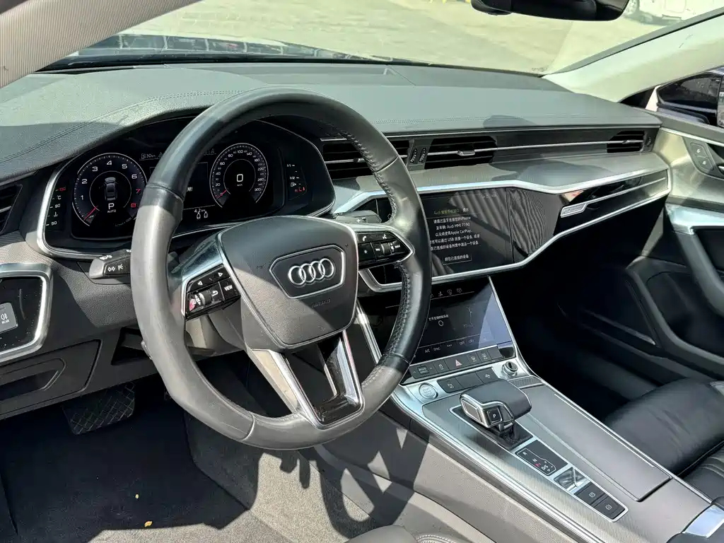 AUDI A7 2021