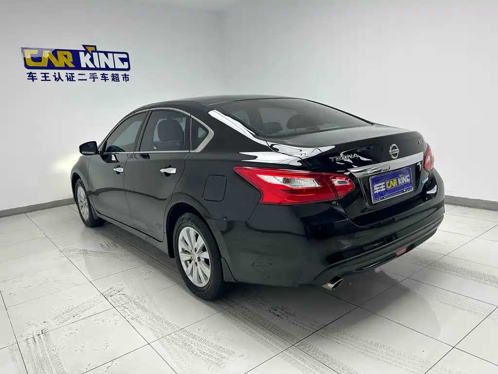 NISSAN TEANA 2018