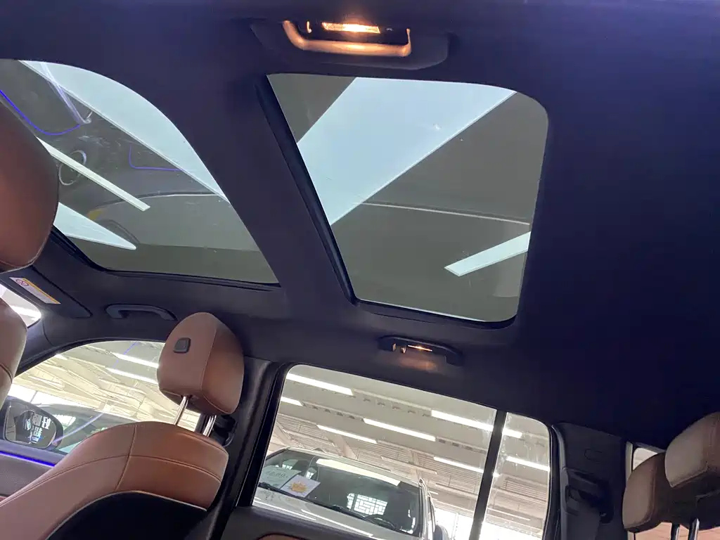 MERCEDES BENZ GLB 2020