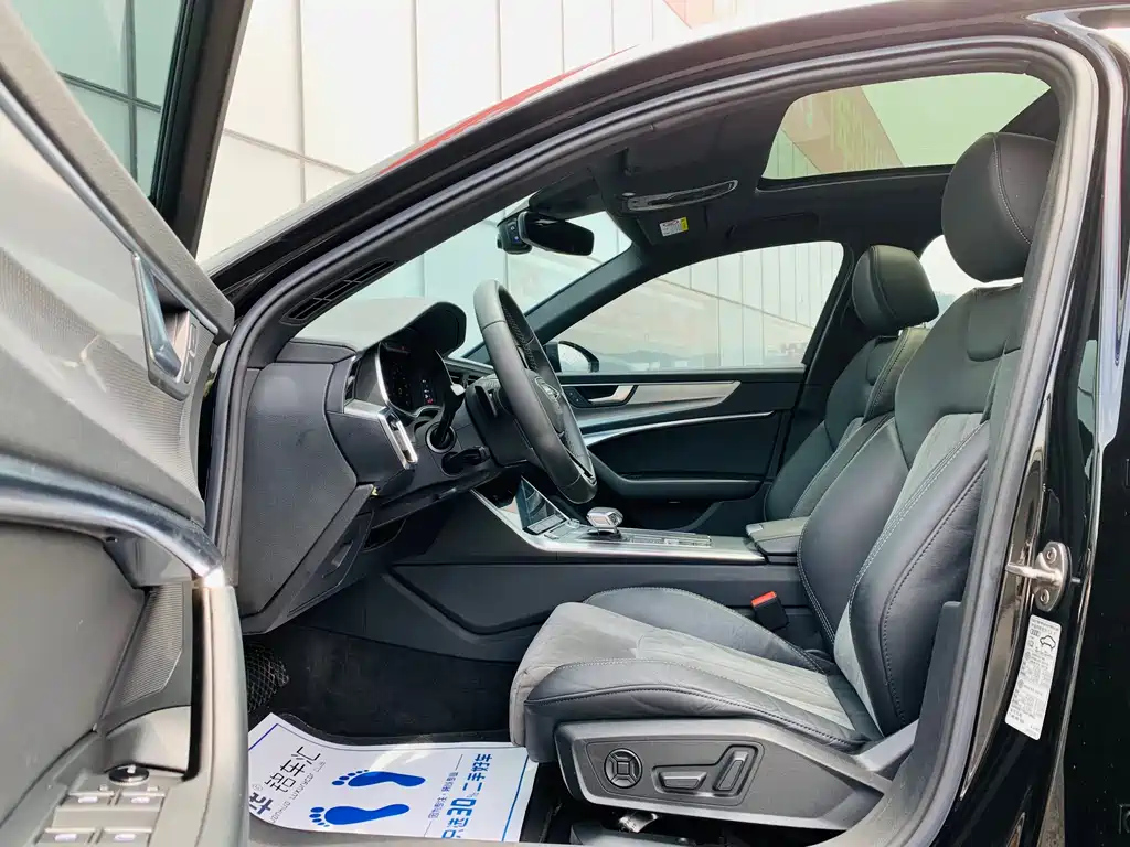 AUDI A6L 2021