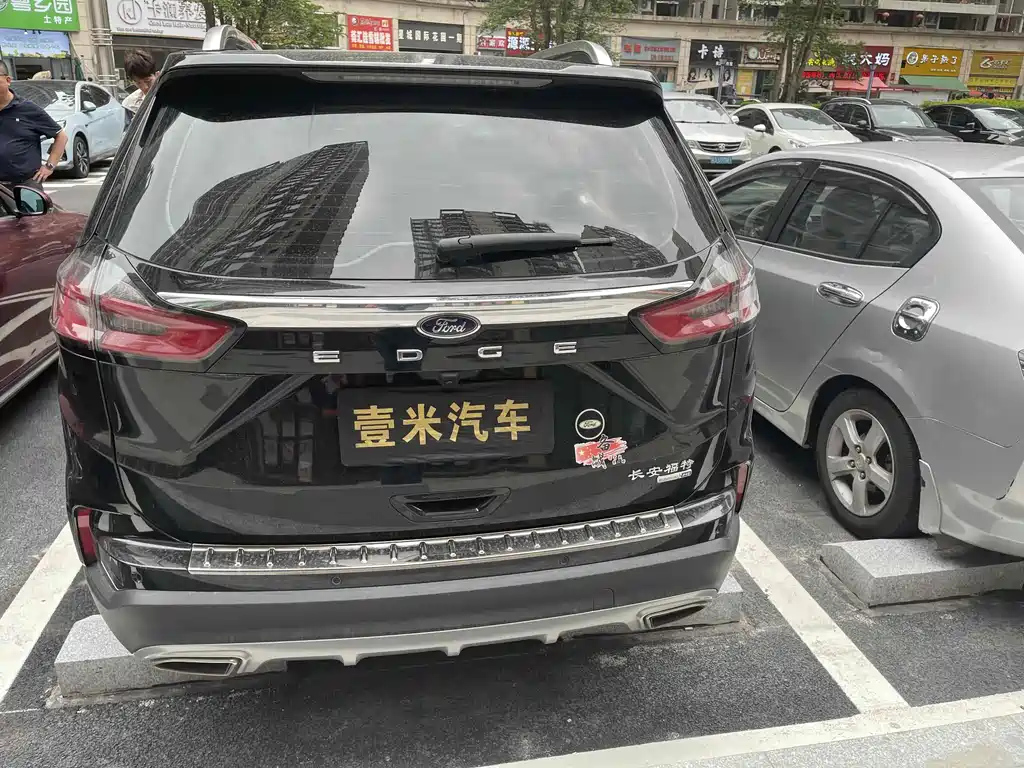 FORD EDGE 2021